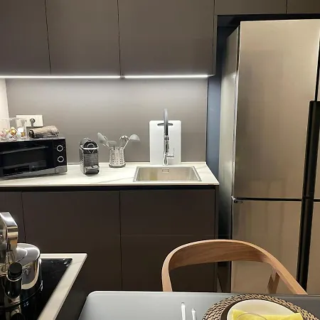 San Babila Prestigiosa Lägenhet Milano